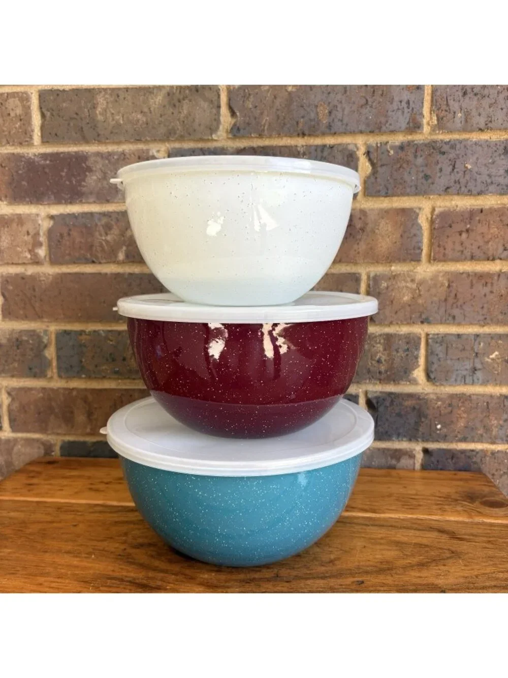 The Pioneer Woman Enamelware Mixing Bowls Set Of 3 With Lids Nesting
